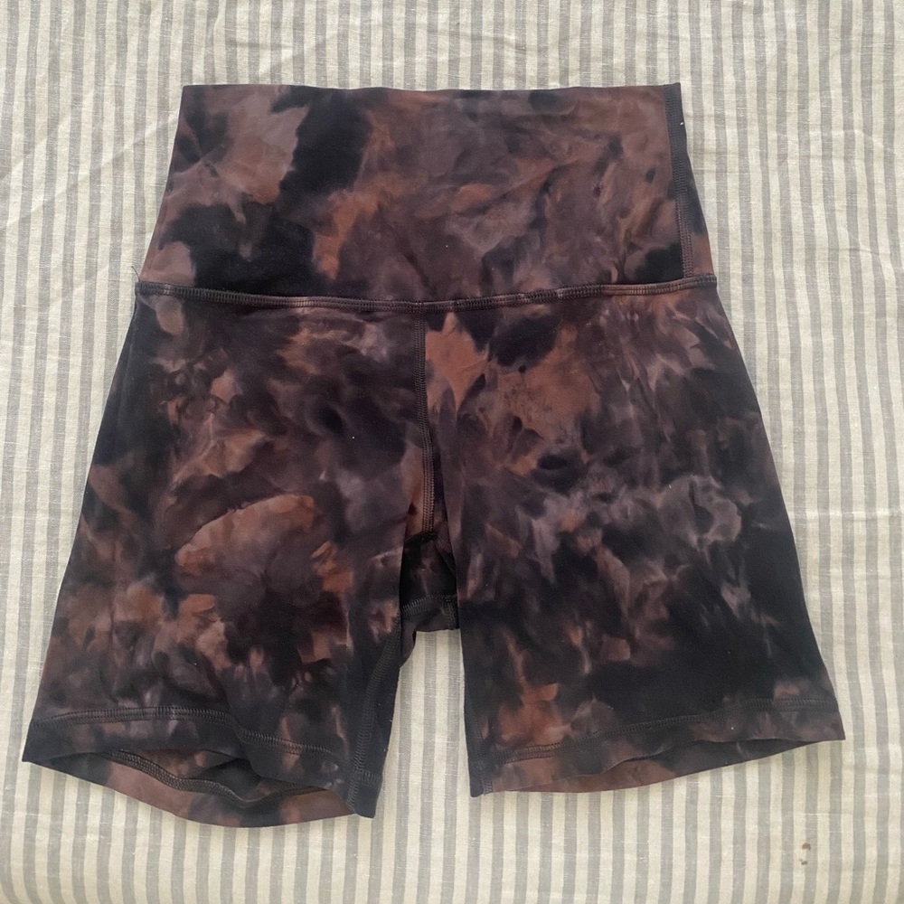 Lululemon biker shorts